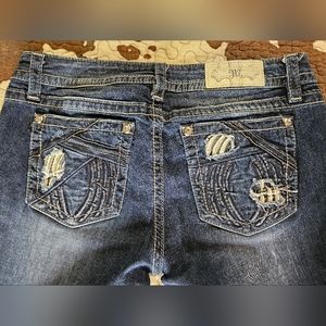 Miss Me Size 32x33.5